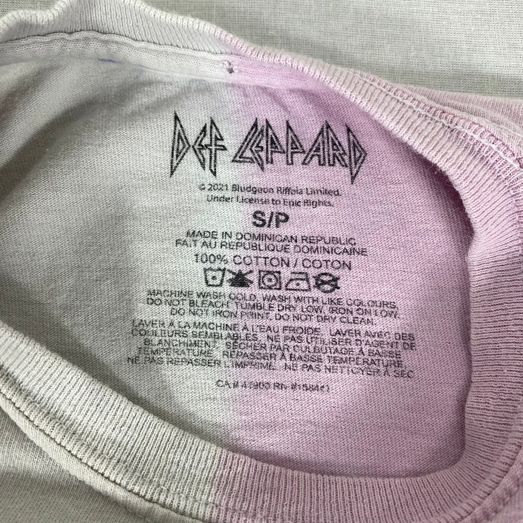 Def Leppard T-shirt